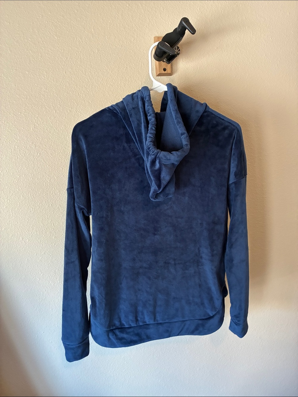 NHL Colorado Avalanche Navy Plush Crewneck Sweatshirt - Picture 3 of 4